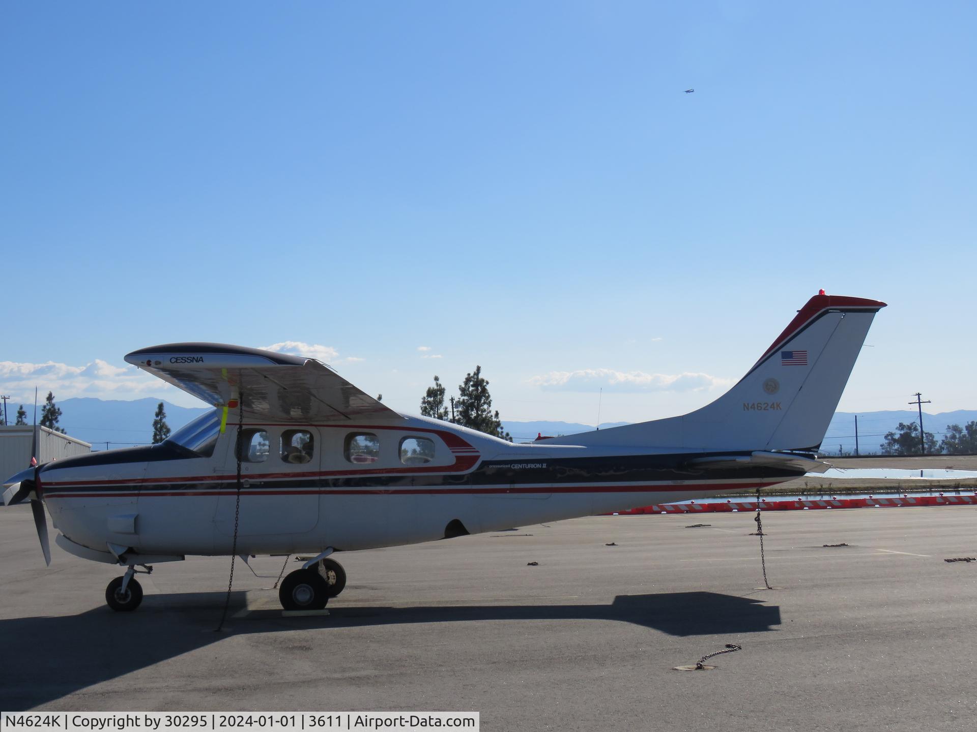 N4624K, 1979 Cessna P210N Pressurised Centurion C/N P21000243, Parked