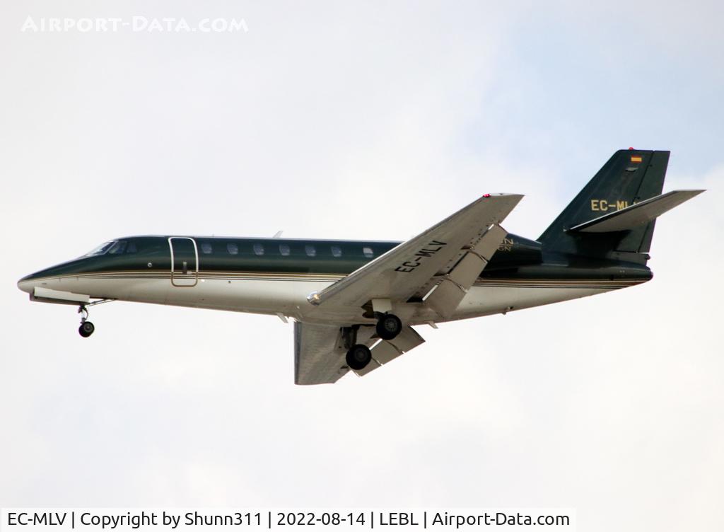 EC-MLV, 2008 Cessna 680 Citation Sovereign C/N 680-0215, Landing rwy 24R