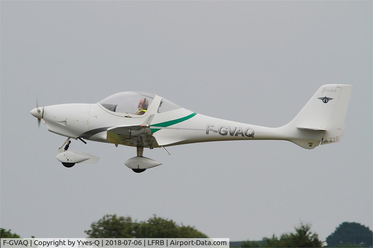 F-GVAQ, Aquila A210 (AT01) C/N AT01-104, Aquila A210 (AT01), Take off rwy 07R, Brest-Bretagne Airport (LFRB-BES)