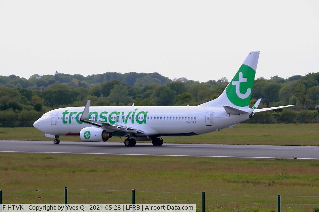 F-HTVK, 2008 Boeing 737-84P C/N 2570, Boeing 737-84P, Taxiing  rwy 07R, Brest-Bretagne Airport (LFRB-BES)