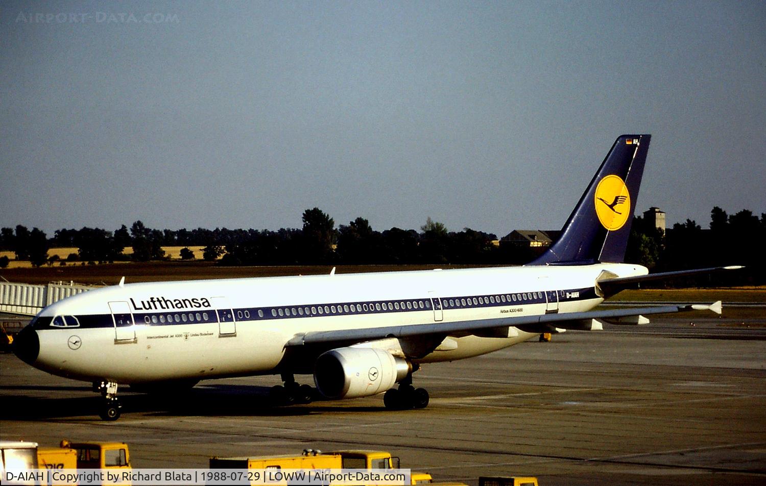 D-AIAH, 1986 Airbus A300B4-603 C/N 380, A picture from the beginning of my spotting career...