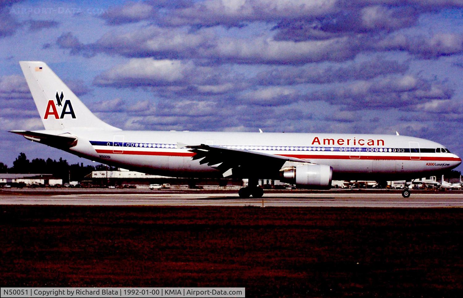 N50051, 1988 Airbus A300B4-605R C/N 459, Slidescan