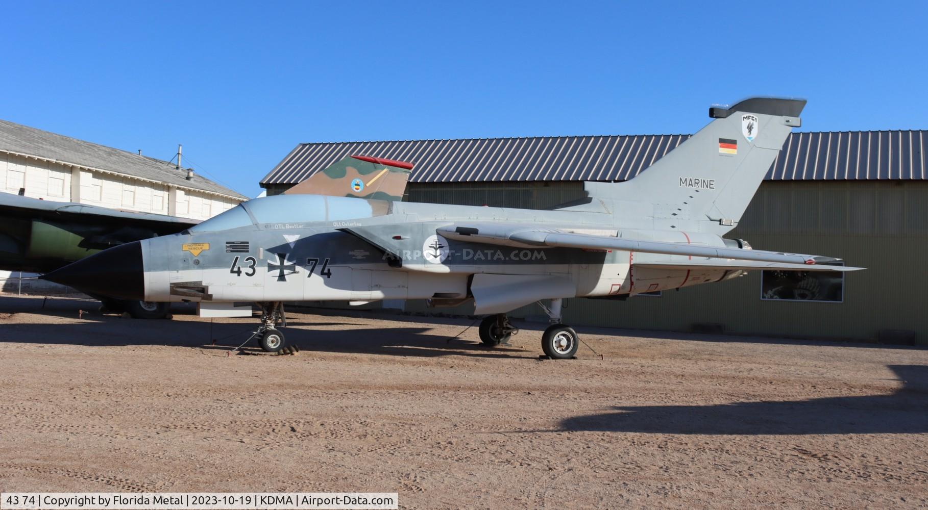 43 74, Panavia Tornado IDS C/N 193/GS047/4074, Tornado zx
