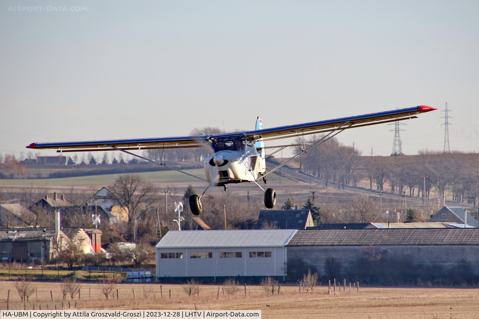HA-UBM, 2004 Apollo Fox C/N 270904, LHTV - Tótvázsony, Kövesgyürpuszta Airfield, Hungary