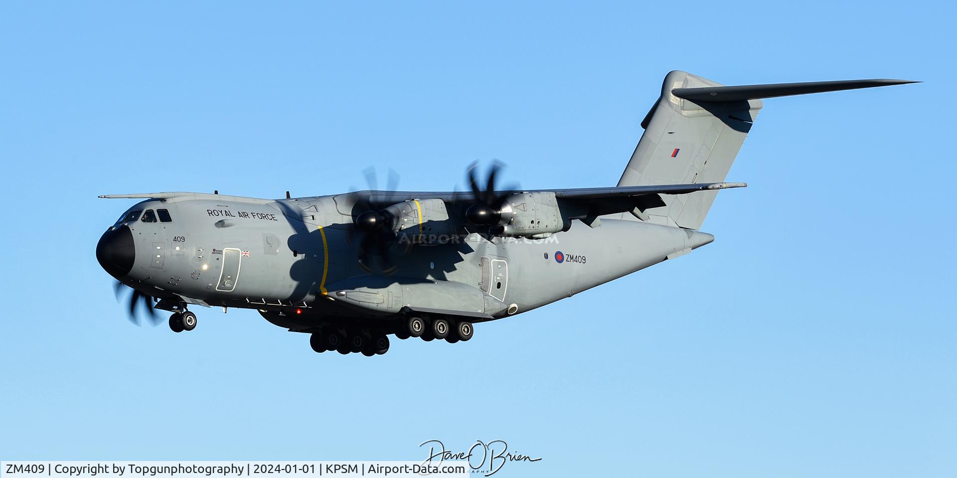 ZM409, 2016 Airbus A400M Atlas C.1 C/N 034, ASCOT4500 landing RW34