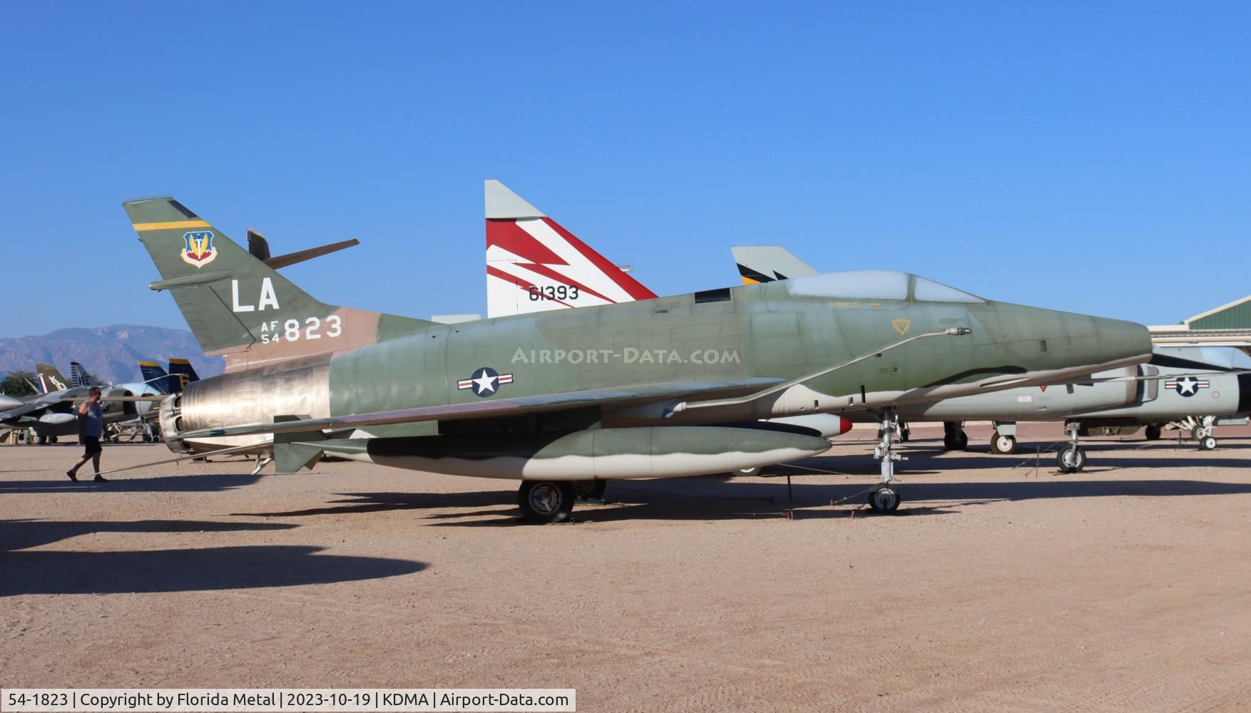 54-1823, 1954 North American F-100C Super Sabre C/N 217-84, F-100 zx
