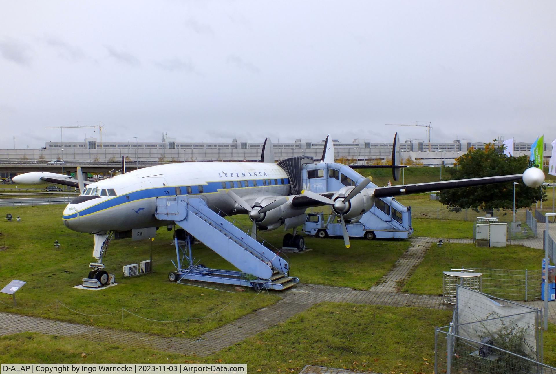 D-ALAP, 1957 Lockheed L-1049G Super Constellation C/N 4671, Lockheed L-1049G Super Constellation, displayed to represent 'D-ALEM', the plane that made the first intercontinental flight of the new Lufthansa in 1955, at the visitors park of Munich international airport (Besucherpark)