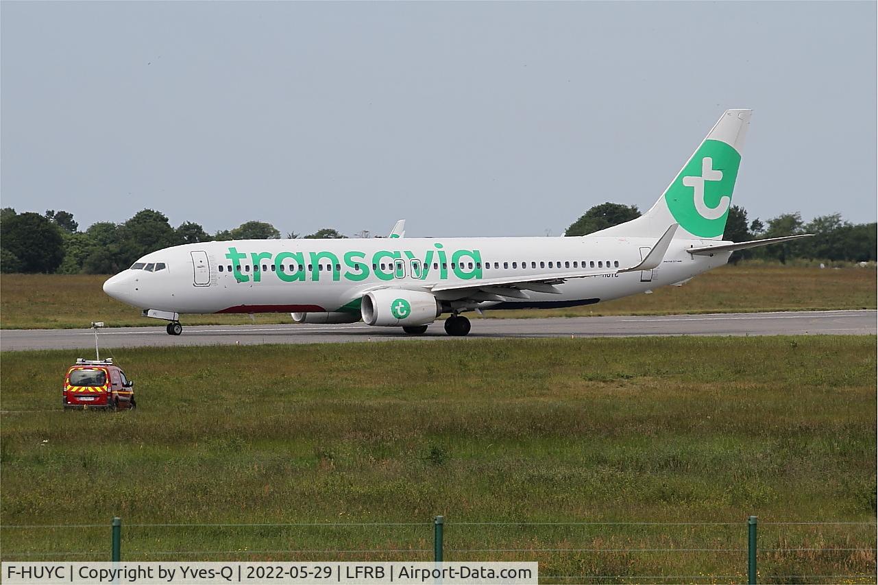 F-HUYC, 2017 Boeing 737-8JP C/N 42086, Boeing 737-8JP, Taxiing rwy 07R, Brest-Bretagne airport (LFRB-BES)