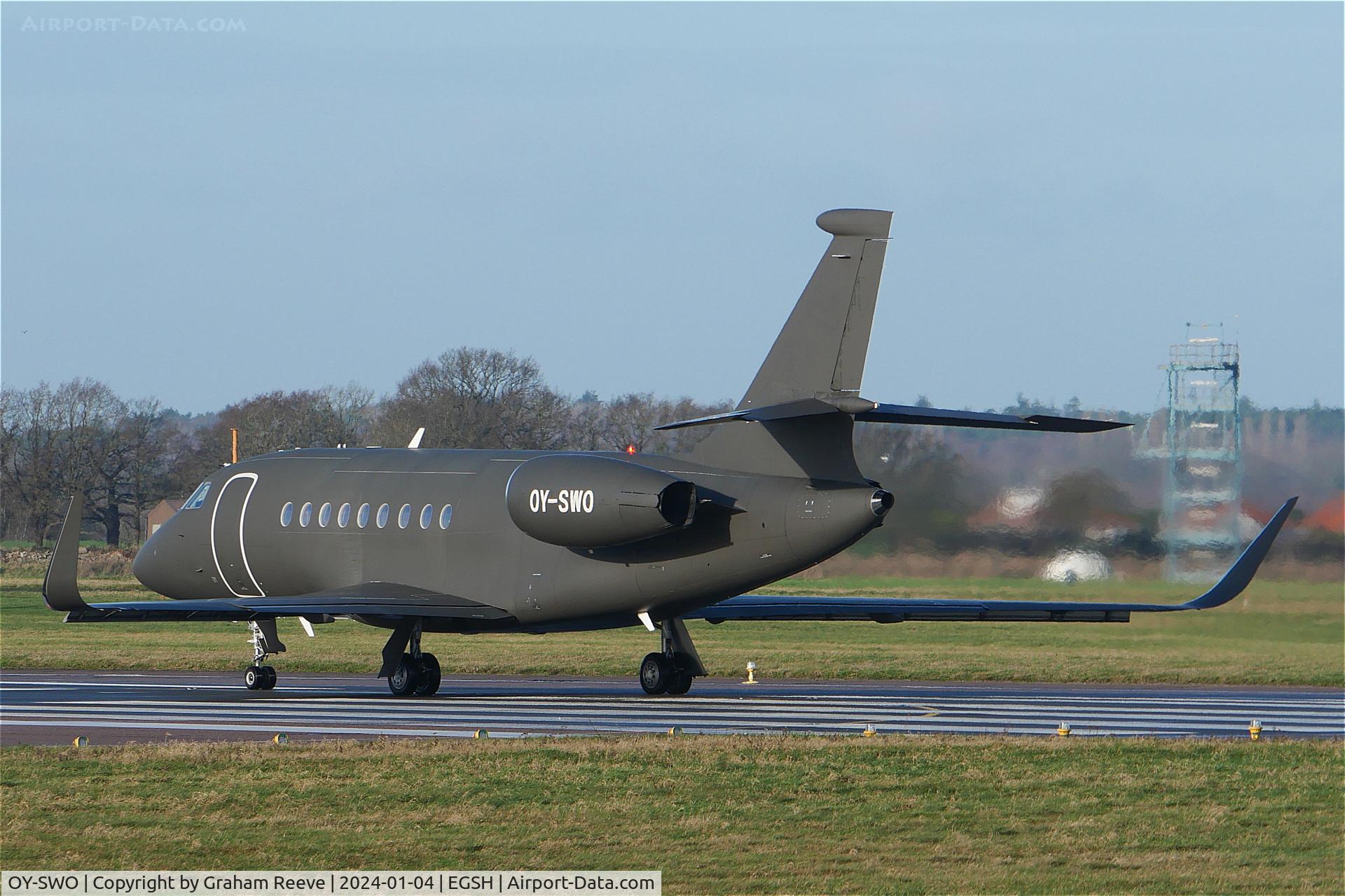 OY-SWO, 2014 Dassault Falcon 2000S C/N 725, Departing from Norwich.