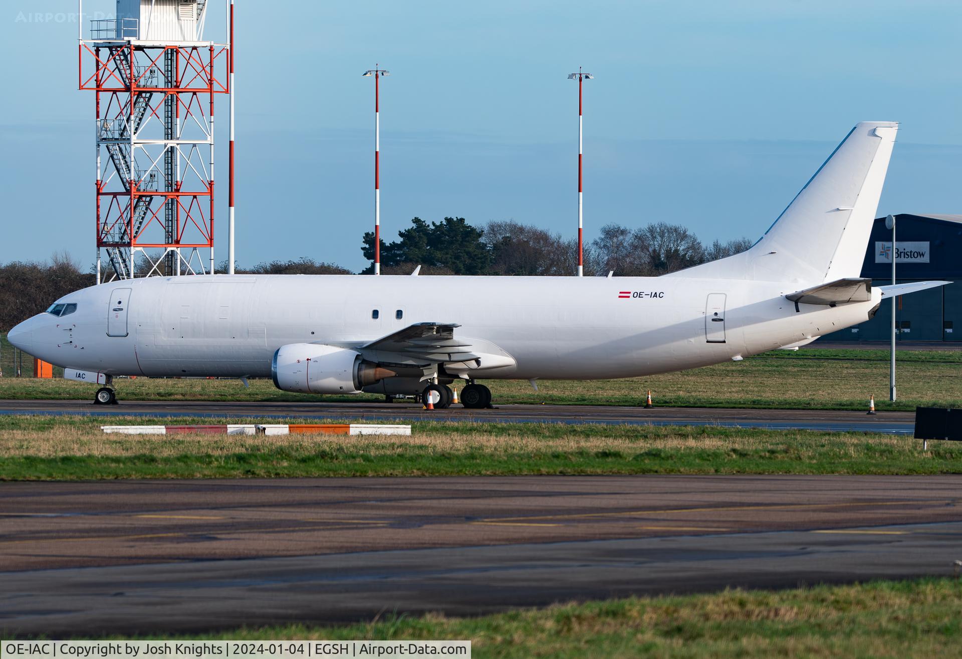OE-IAC, 1998 Boeing 737-4M0 C/N 29202, On Stand After Respray.