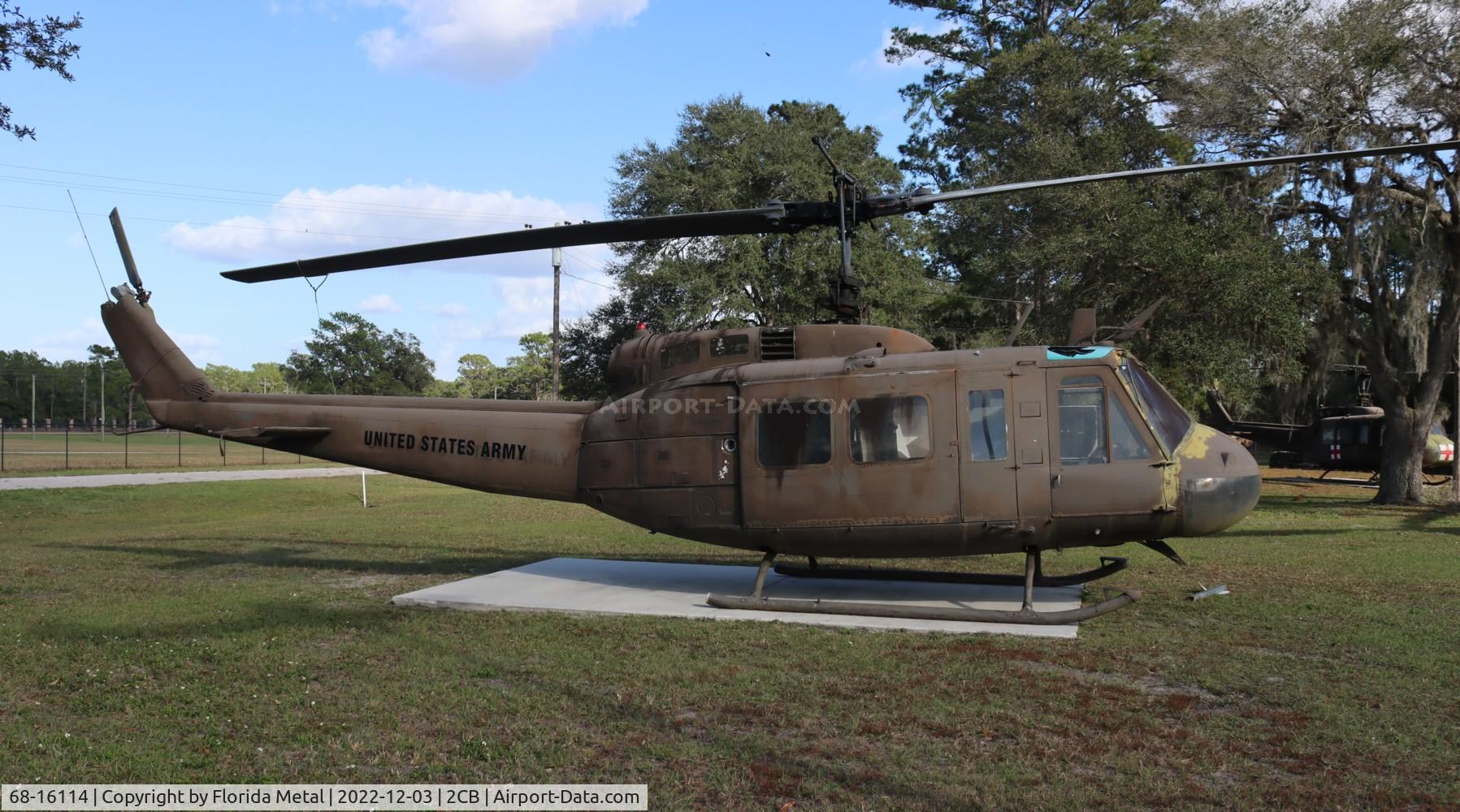68-16114, 1968 Bell UH-1H Iroquois C/N 10773, UH-1 zx
