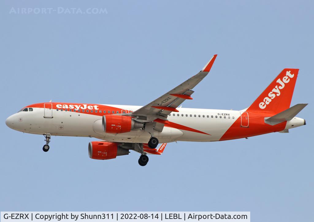 G-EZRX, 2018 Airbus A320-214 C/N 8321, Landing rwy 24R in new c/s