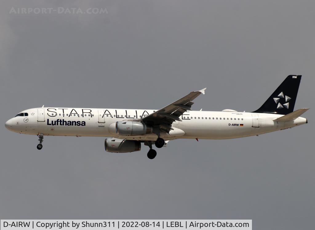D-AIRW, 1997 Airbus A321-131 C/N 0699, Landing rwy 24R in Star Alliance c/s