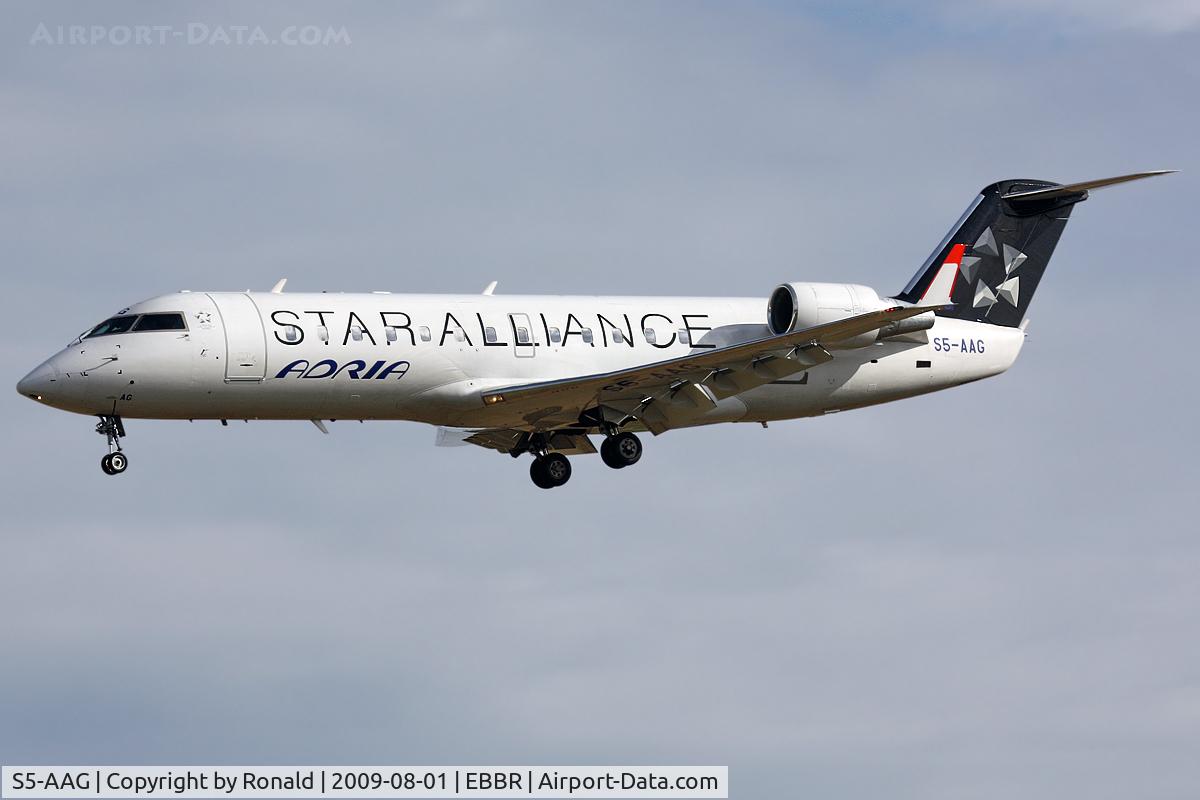 S5-AAG, 2000 Canadair CRJ-200LR (CL-600-2B19) C/N 7384, at bru