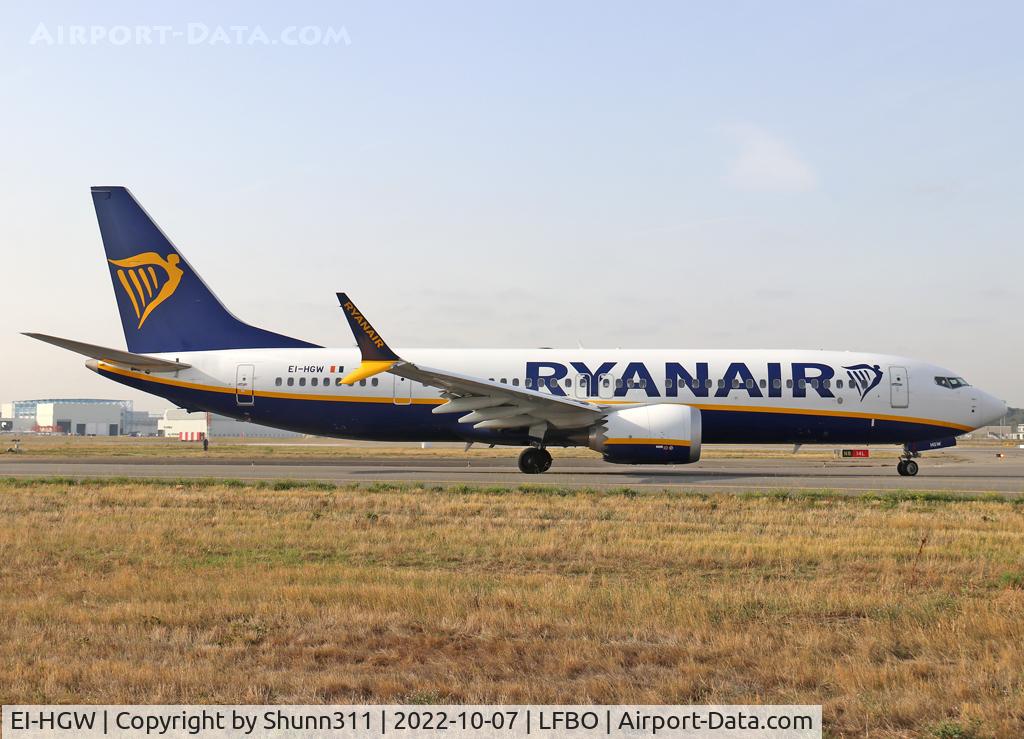 EI-HGW, 2022 Boeing 737-8-200 MAX C/N 65085, Taxiing holding point rwy 14L for departure...