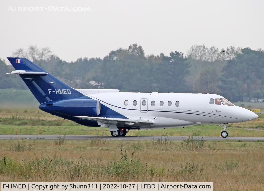 F-HMED, 1992 British Aerospace BAe.125-1000B C/N 259026, Taxiing rwy 11 for departure...