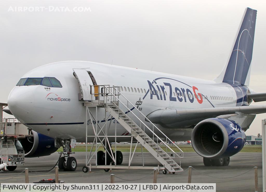 F-WNOV, 1989 Airbus A310-304ET C/N 498, Parked at his home base...