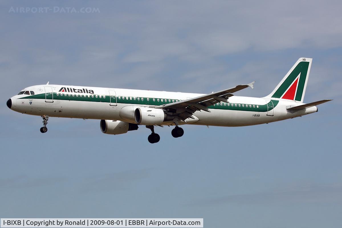 I-BIXB, 1995 Airbus A321-112 C/N 524, at bru