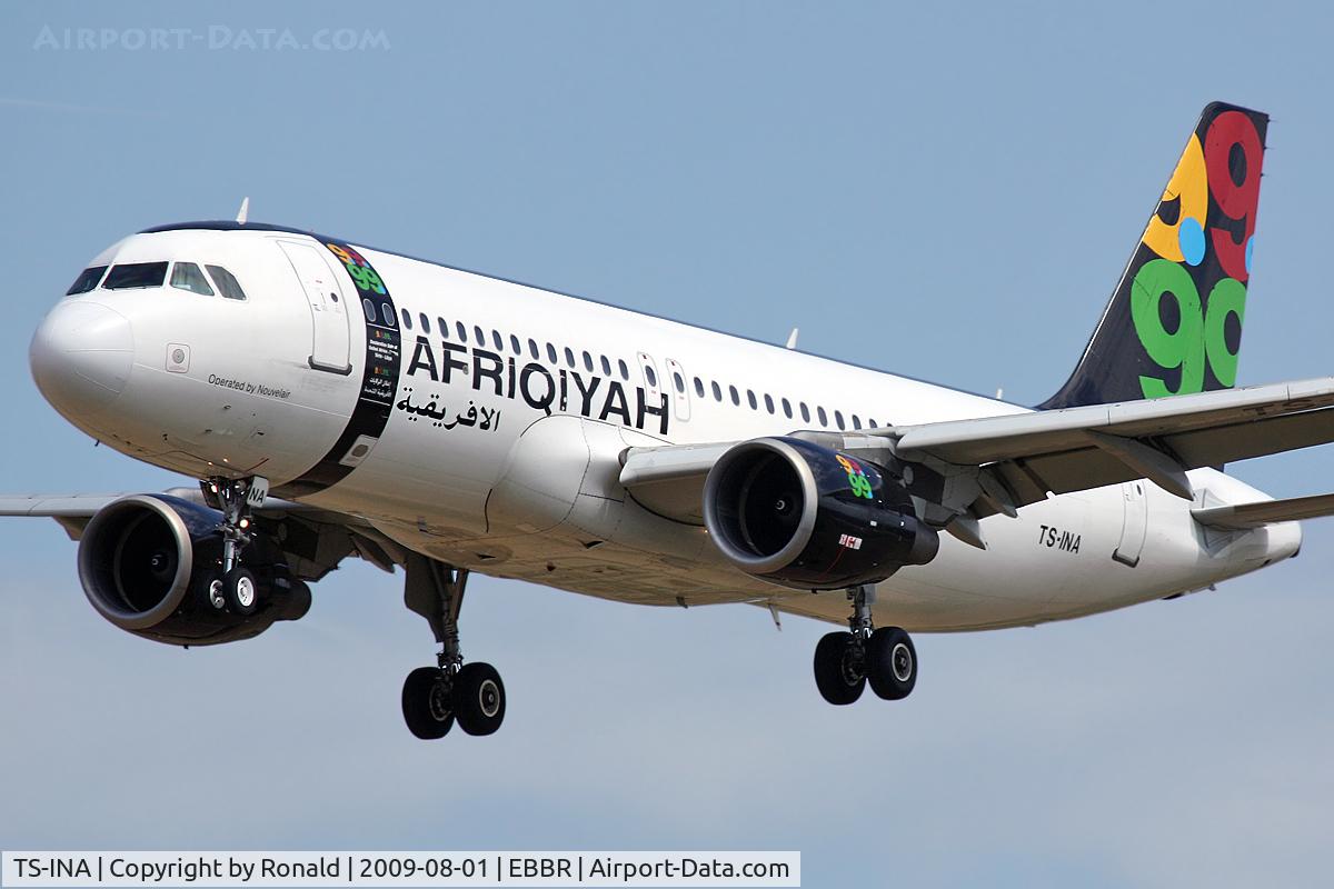 TS-INA, 1999 Airbus A320-214 C/N 1121, at bru