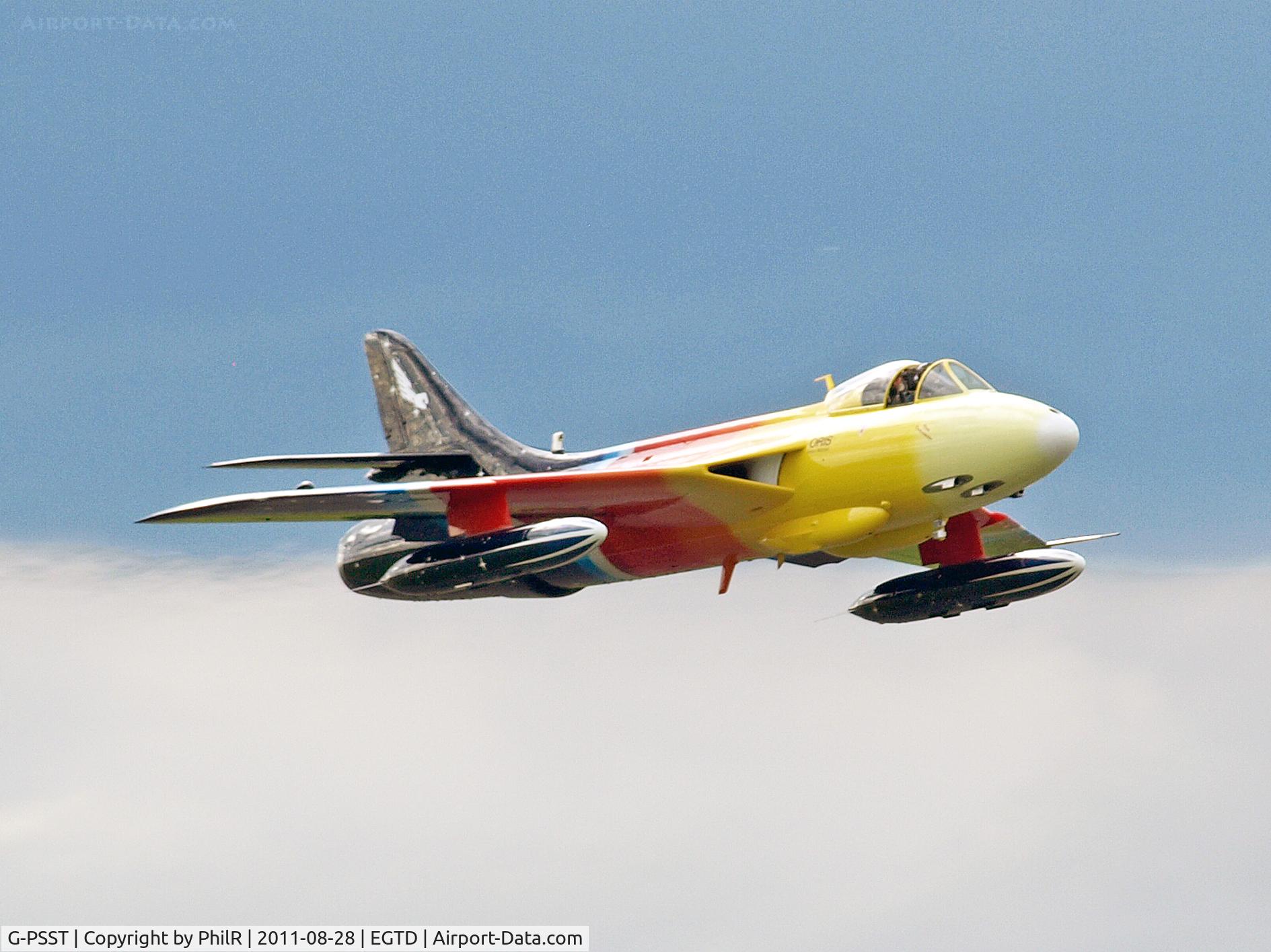 G-PSST, 1959 Hawker Hunter F.58A C/N HABL-003115, G-PSST 1959 Hawker Hunter F58A Dunsfold