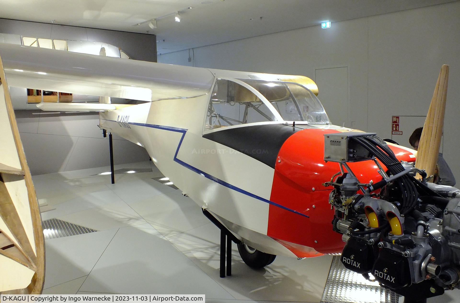 D-KAGU, Scheibe SF-25A C/N 4511, Scheibe SF-25A Motor-Falke (port side without skin, no complete wings) at Deutsches Museum, München (Munich)