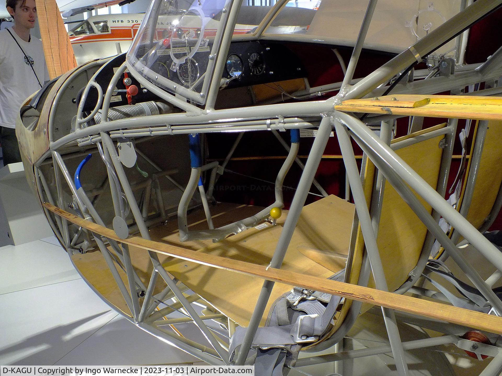 D-KAGU, Scheibe SF-25A C/N 4511, Scheibe SF-25A Motor-Falke (port side without skin, no complete wings) at Deutsches Museum, München (Munich) #c