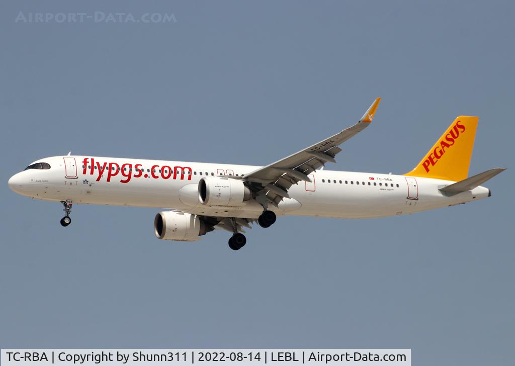 TC-RBA, 2019 Airbus A321-251NX C/N 8936, Landing rwy 24R