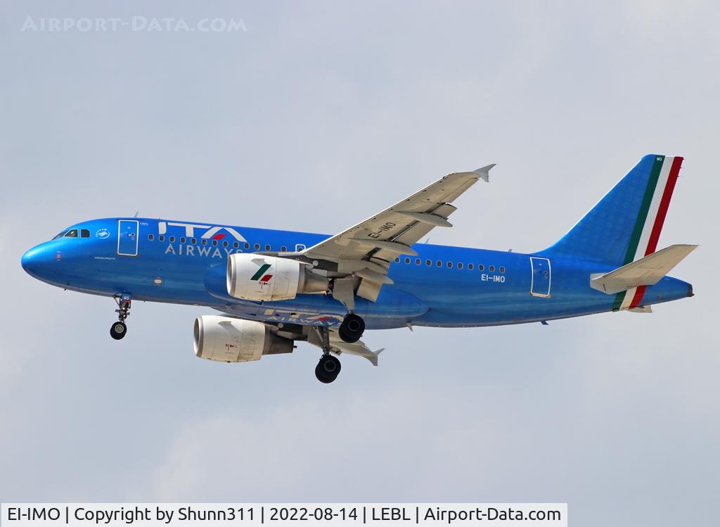 EI-IMO, 2002 Airbus A319-112 C/N 1770, Landing rwy 24R