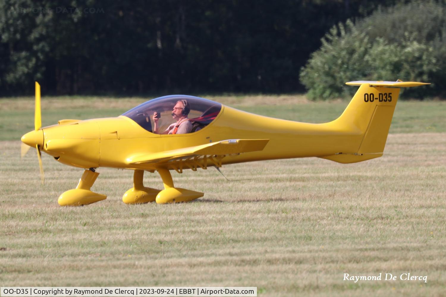 OO-D35, 2001 Dyn'Aero MCR-01 VLA C/N 155, Flying Festival at Brasschaat.