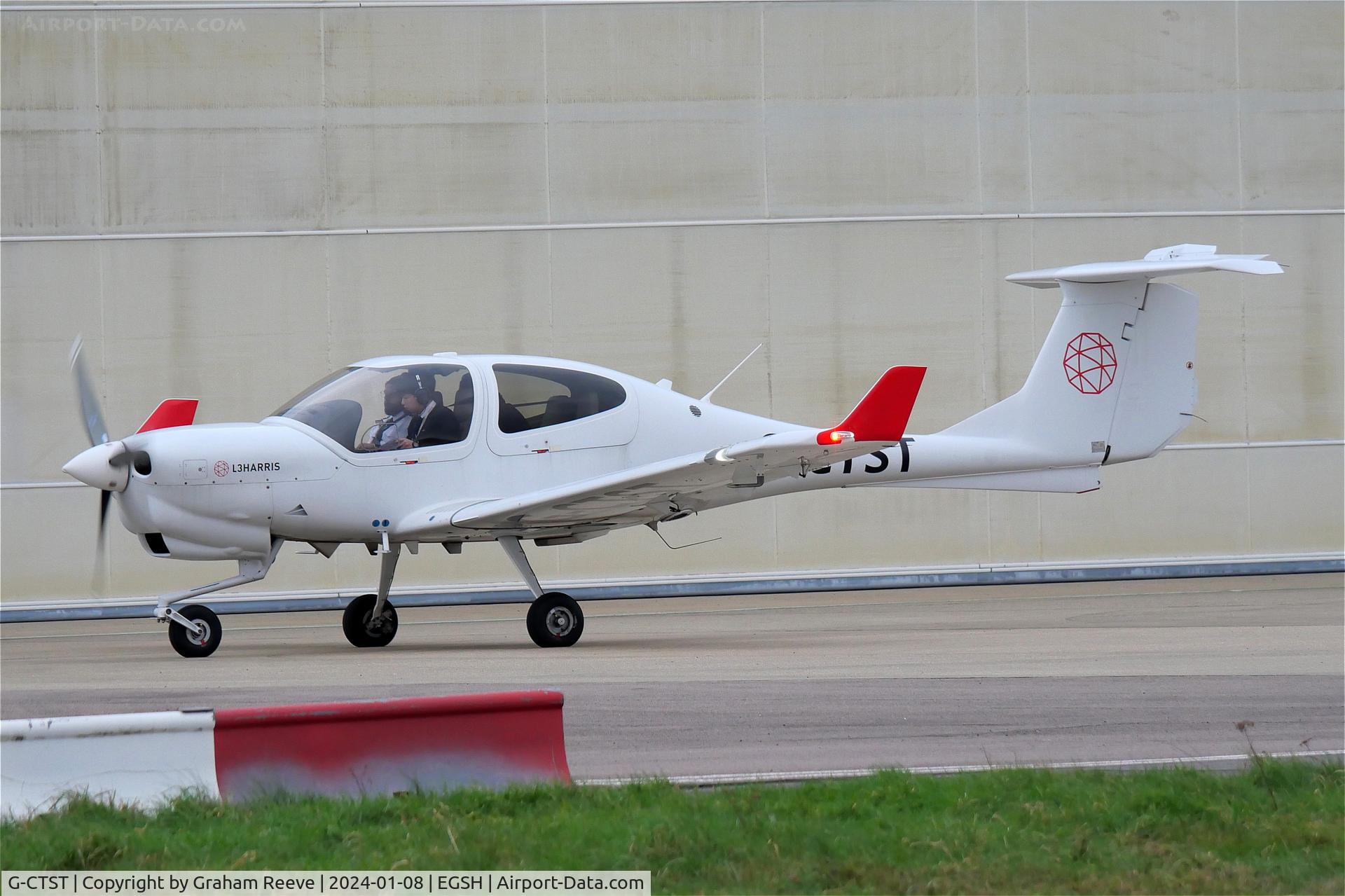 G-CTST, 2015 Diamond DA-40NG Diamond Star C/N 40.N302, Departing from Norwich.