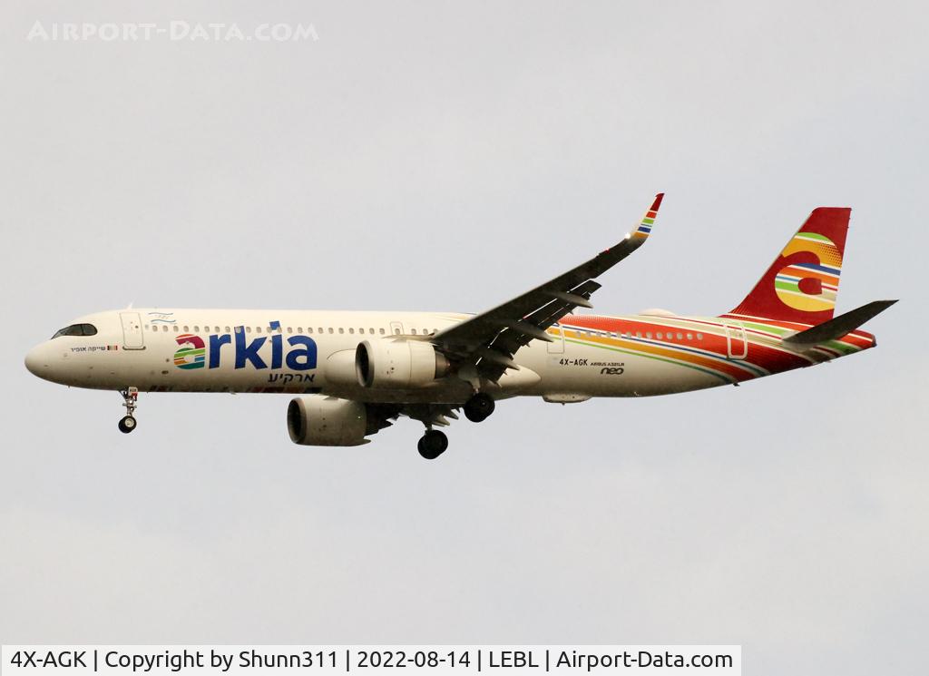 4X-AGK, 2018 Airbus A321-251NX C/N 8567, Landing rwy 06L