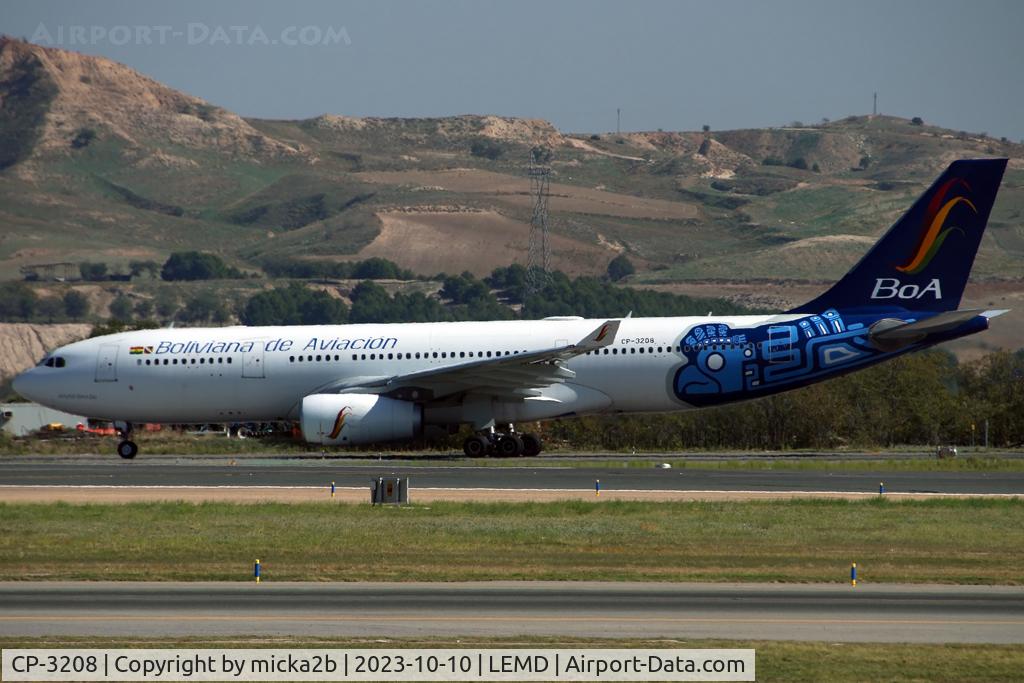CP-3208, 2013 Airbus A330-243 C/N 1452, Taxiing