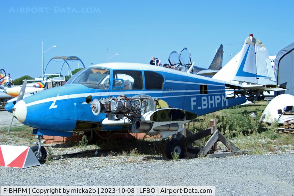 F-BHPM, Piper PA-23 C/N 23-713, Preserved