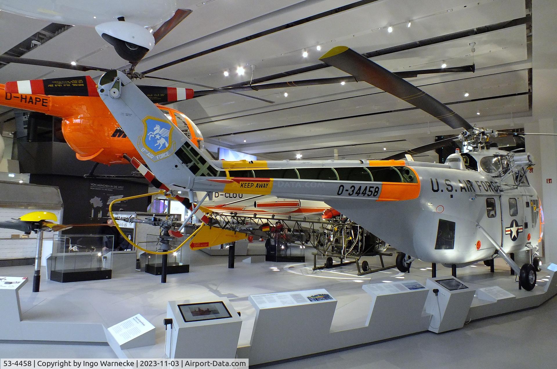 53-4458, Sikorsly H-19B Chickasaw C/N Not found 53-4458, Sikorsky H-19B Chickasaw (part of outer skin replaced with acrylic glas) at Deutsches Museum, München (Munich)