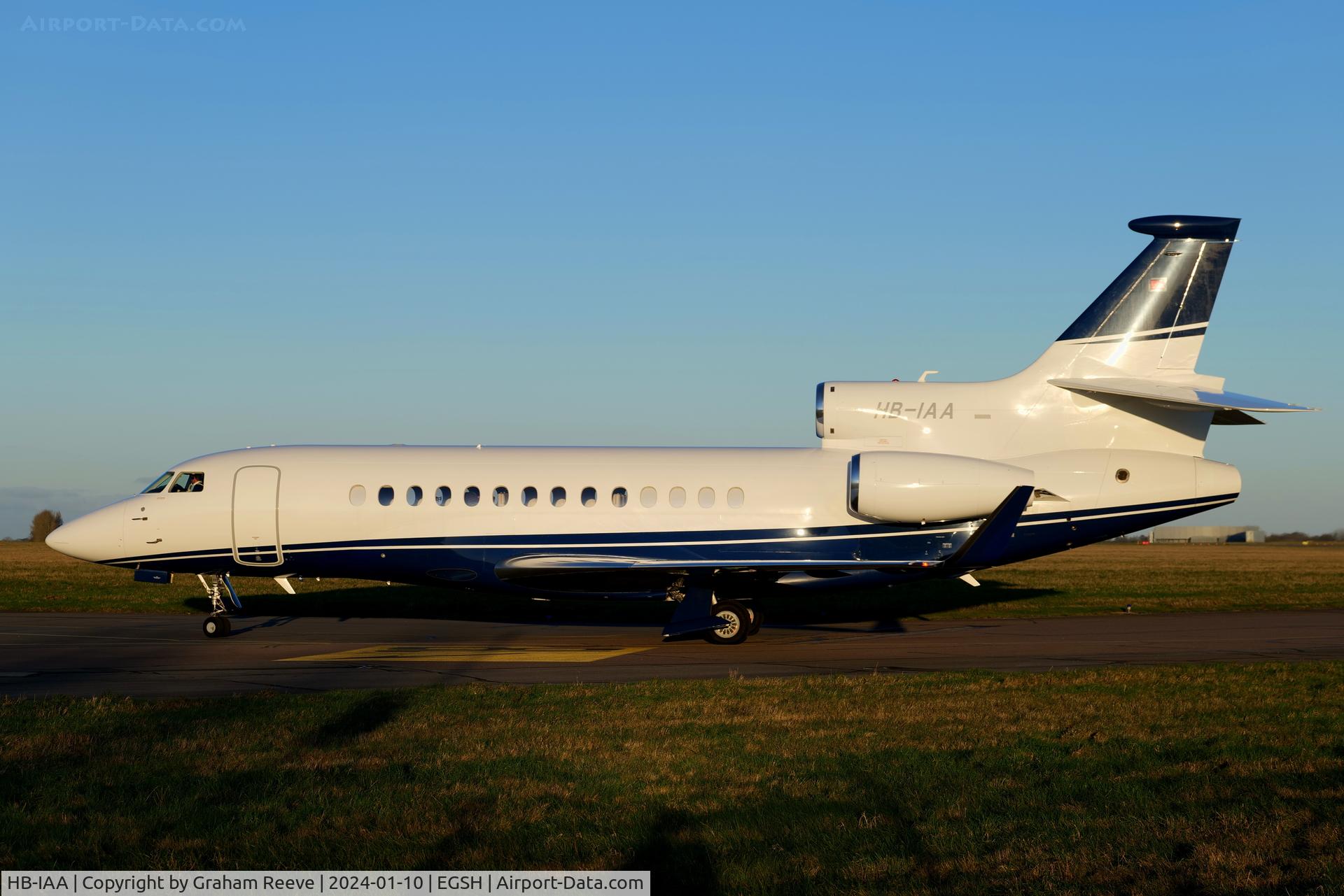 HB-IAA, 2013 Dassault Falcon 7X C/N 224, Just landed at Norwich.