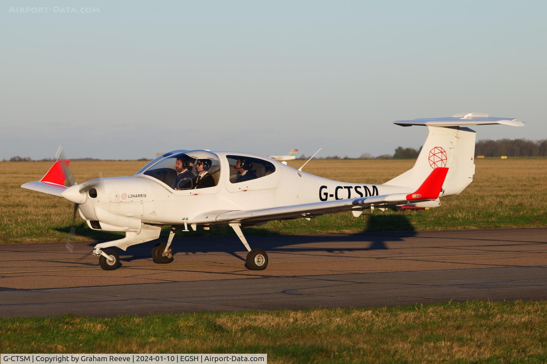 G-CTSM, 2016 Diamond DA-40NG Diamond Star C/N 40.N311, Just landed at Norwich.