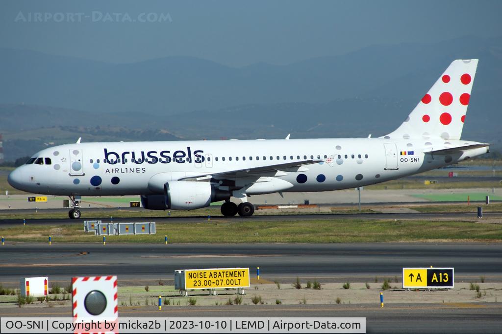 OO-SNI, 2003 Airbus A320-214 C/N 1983, Taxiing