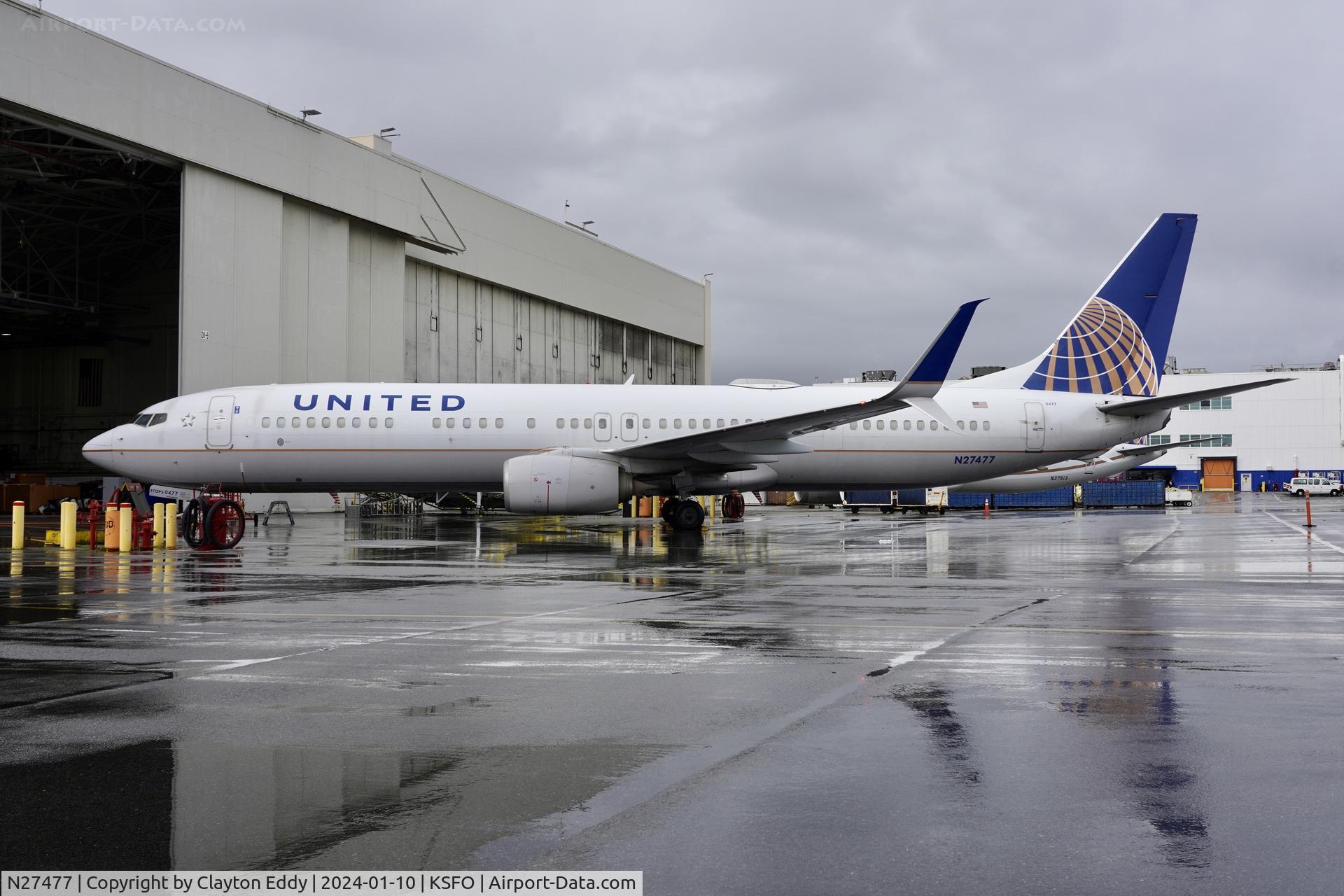N27477, 2013 Boeing 737-924/ER C/N 31647, SFO 2024.
