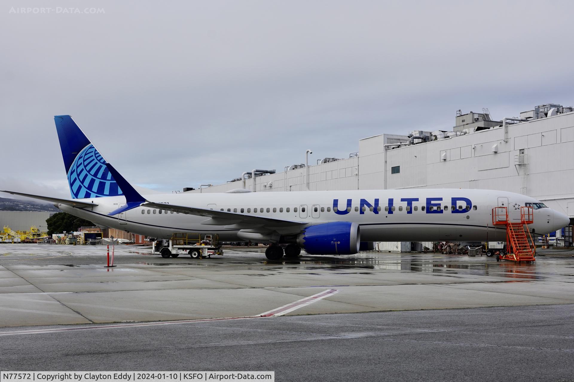 N77572, 2023 Boeing 737-9 MAX C/N 67192, SFO 2024.