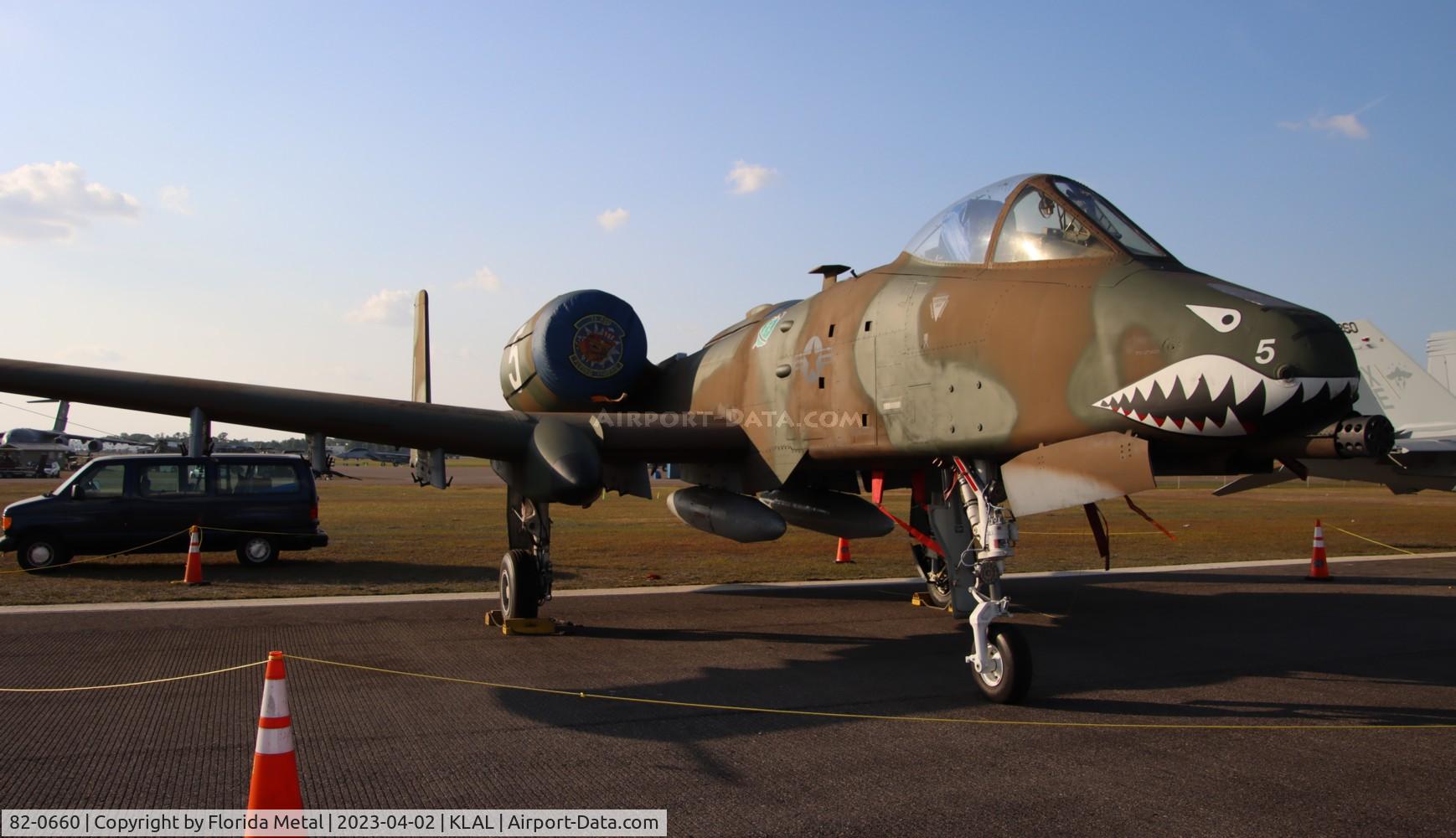 82-0660, 1982 Fairchild Republic A-10C Thunderbolt II C/N A10-0708, A-10 zx
