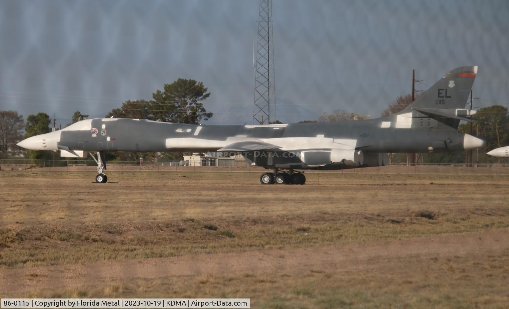 86-0115, 1986 Rockwell B-1B Lancer C/N 75, B-1 zx
