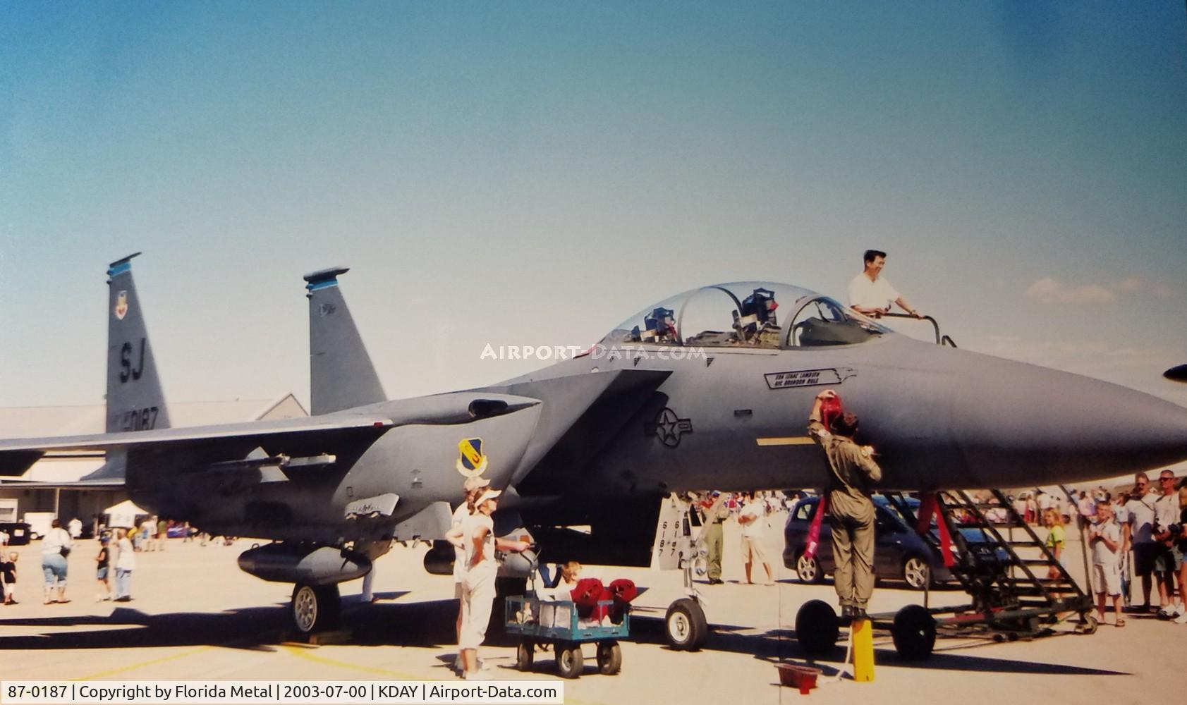 87-0187, 1987 McDonnell Douglas F-15E Strike Eagle C/N 1052/E027, F-15 zx
