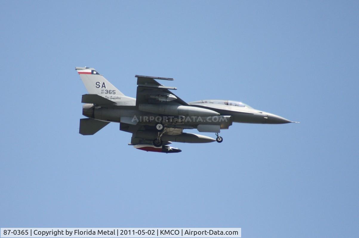 87-0365, 1987 General Dynamics F-16D Fighting Falcon C/N 5D-59, MCO zx