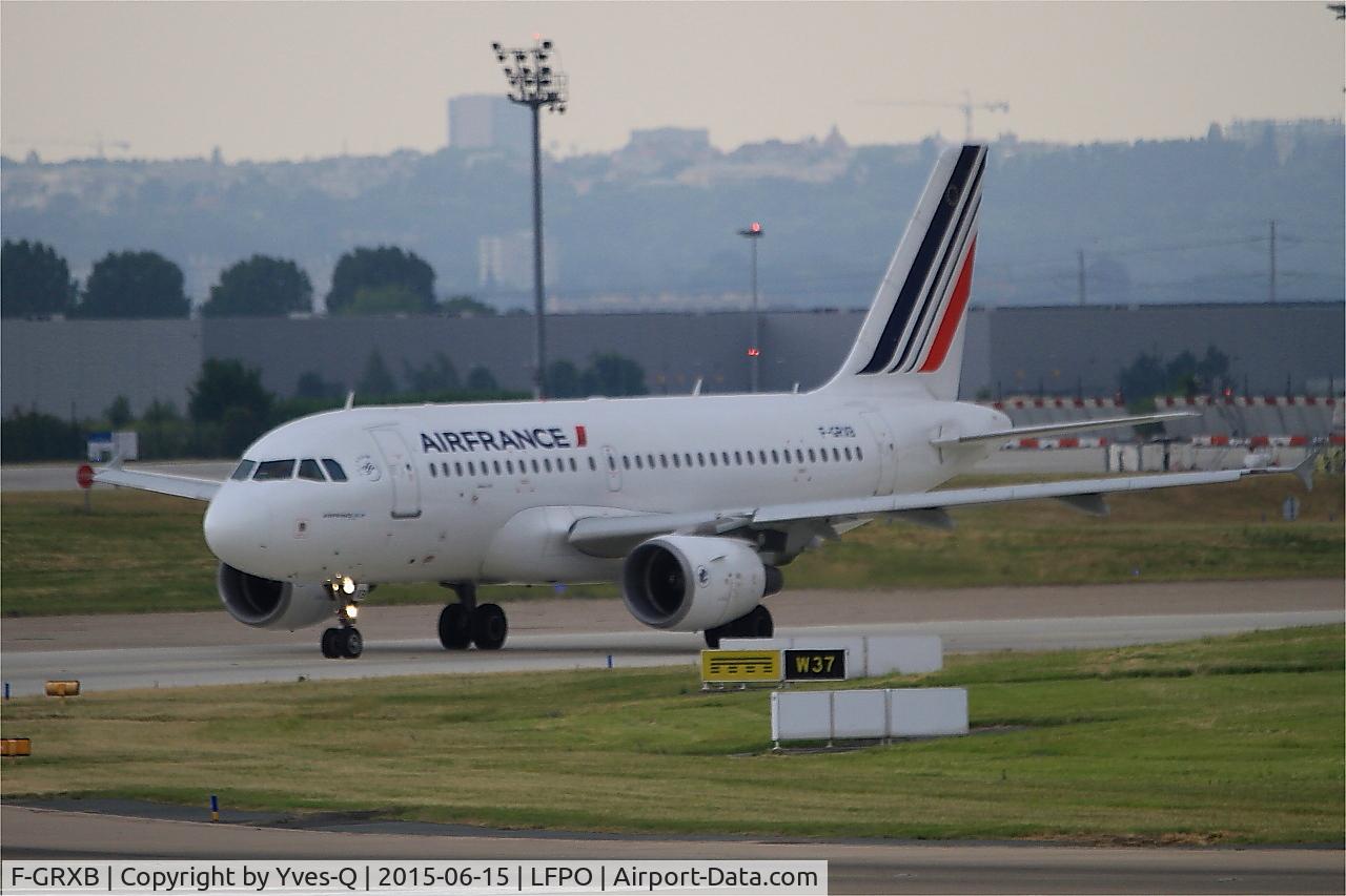 F-GRXB, 2001 Airbus A319-111 C/N 1645, Airbus A319-111, Taxiing to holding point Charlie rwy 08, Paris-Orly airport (LFPO-ORY)
