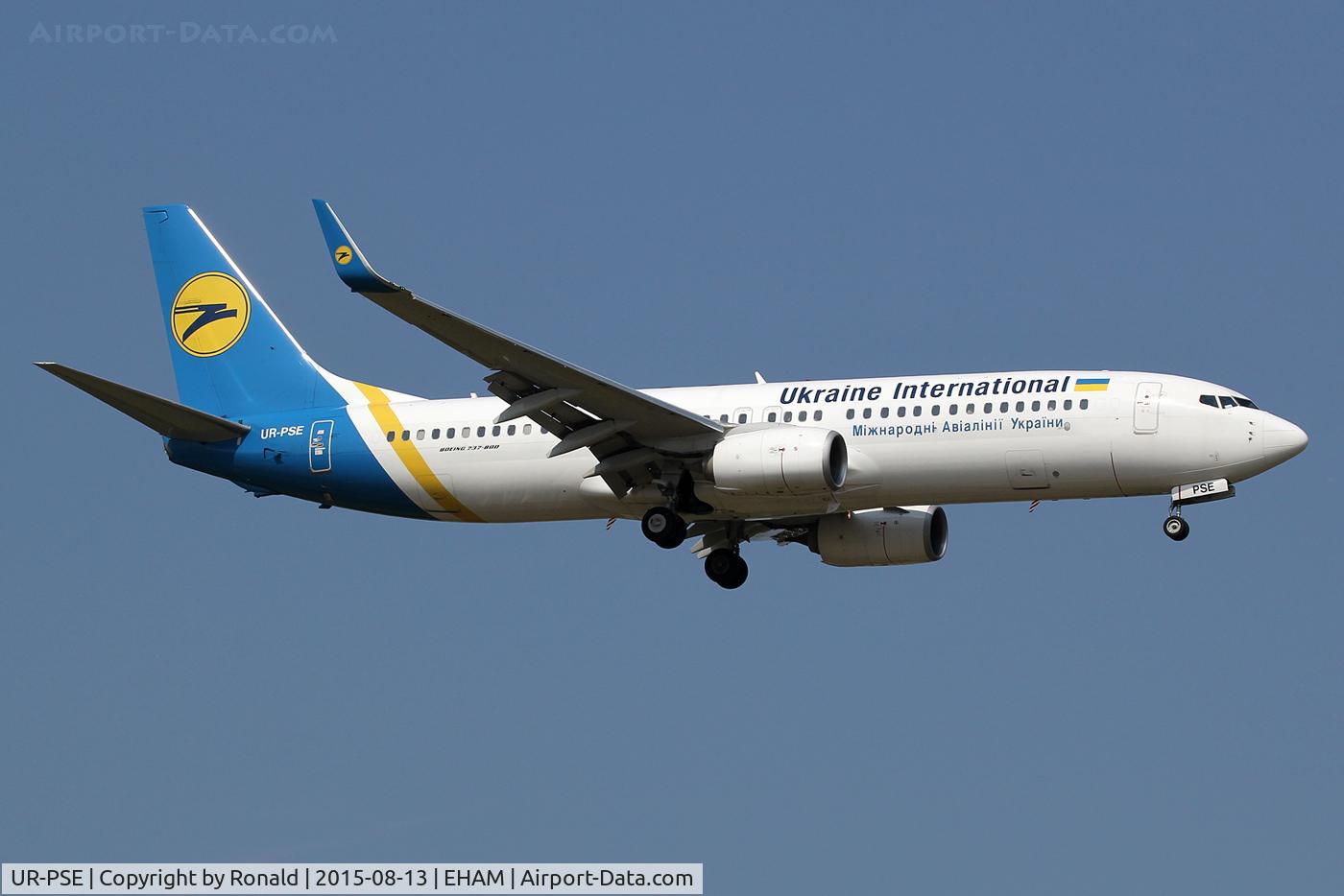 UR-PSE, 2012 Boeing 737-84R C/N 38119, at spl