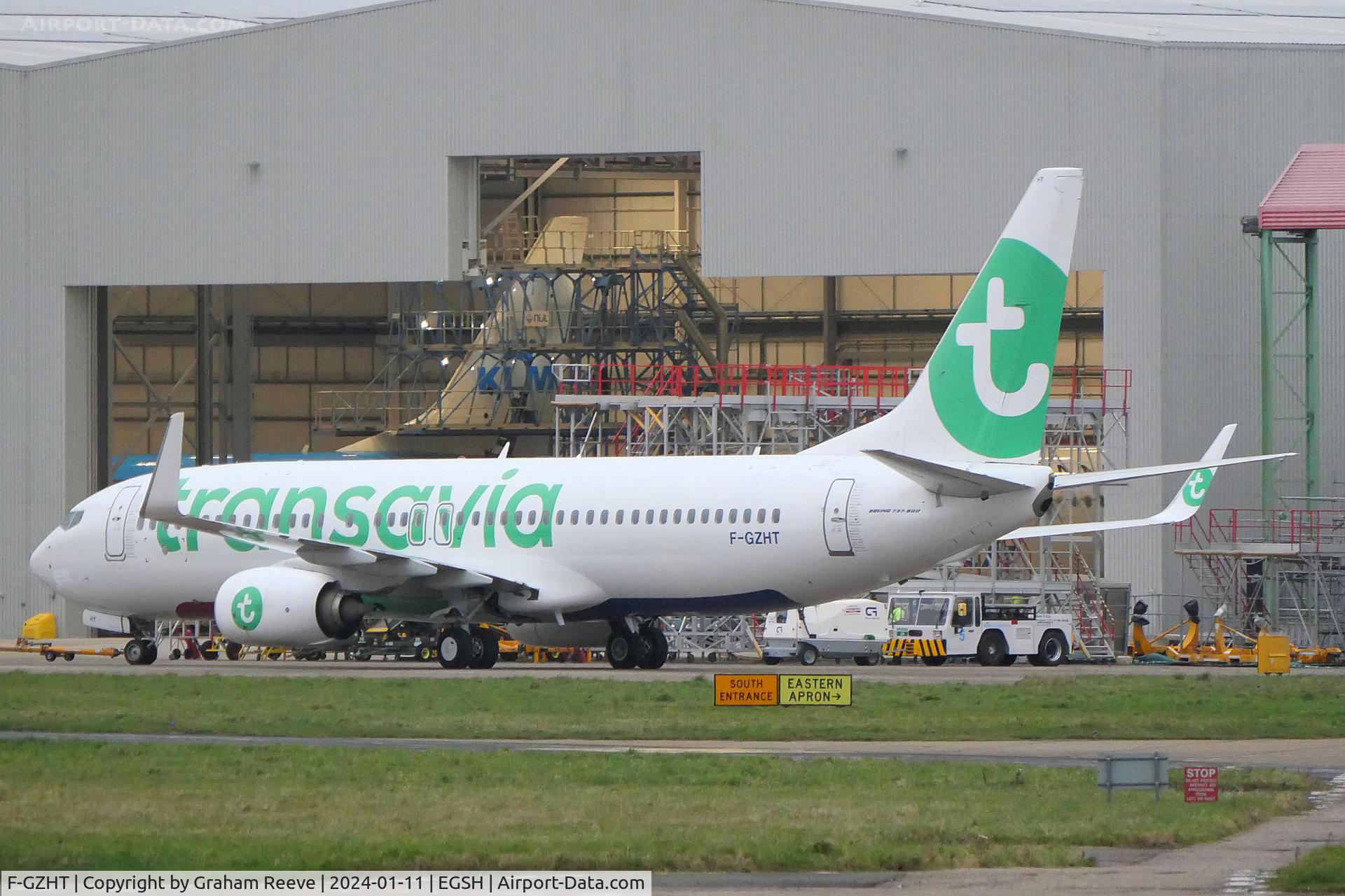 F-GZHT, 2015 Boeing 737-85R C/N 41332/5392, Under tow at Norwich.