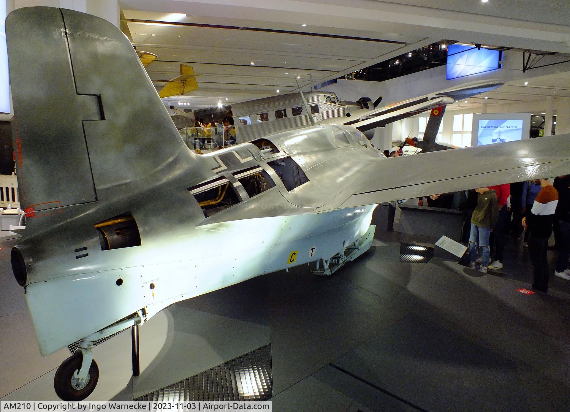AM210, Messerschmitt Me-163B-1A Komet C/N 20370, Messerschmitt Me 163B-1A Komet at Deutsches Museum, München (Munich)