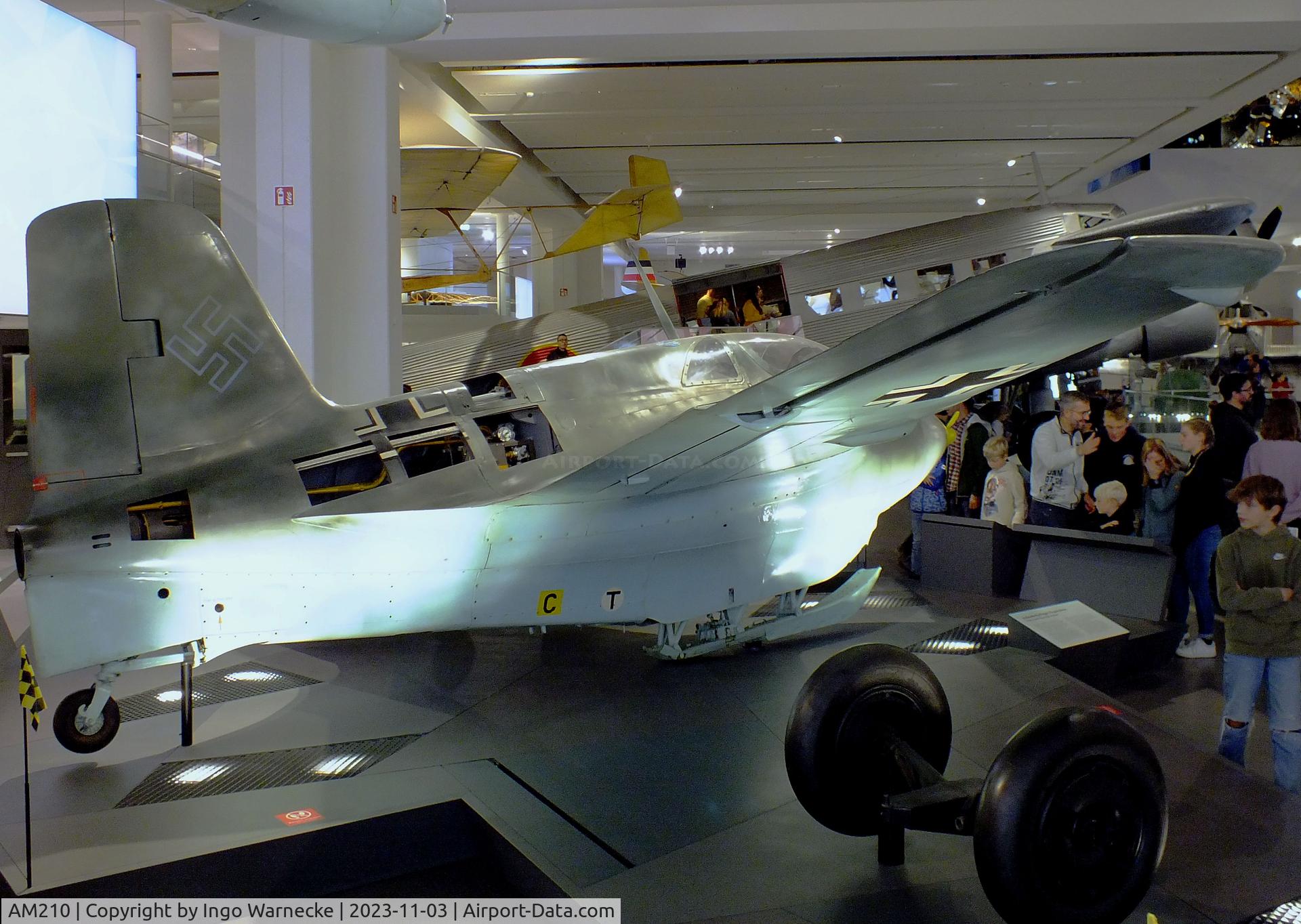 AM210, Messerschmitt Me-163B-1A Komet C/N 20370, Messerschmitt Me 163B-1A Komet at Deutsches Museum, München (Munich)
