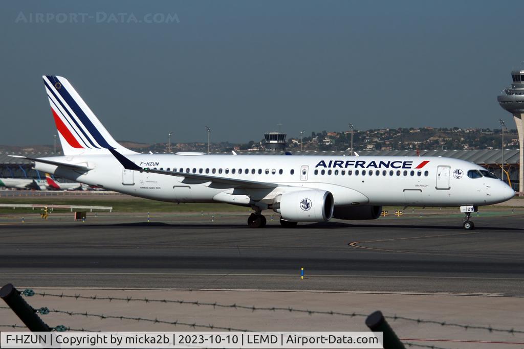 F-HZUN, 2022 Airbus A220-300 C/N 55187, Taxiing