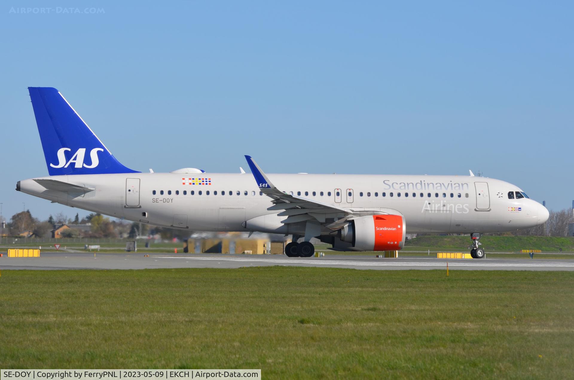 SE-DOY, 2017 Arbus A320-251N C/N 7499, SAS A320N lining-up